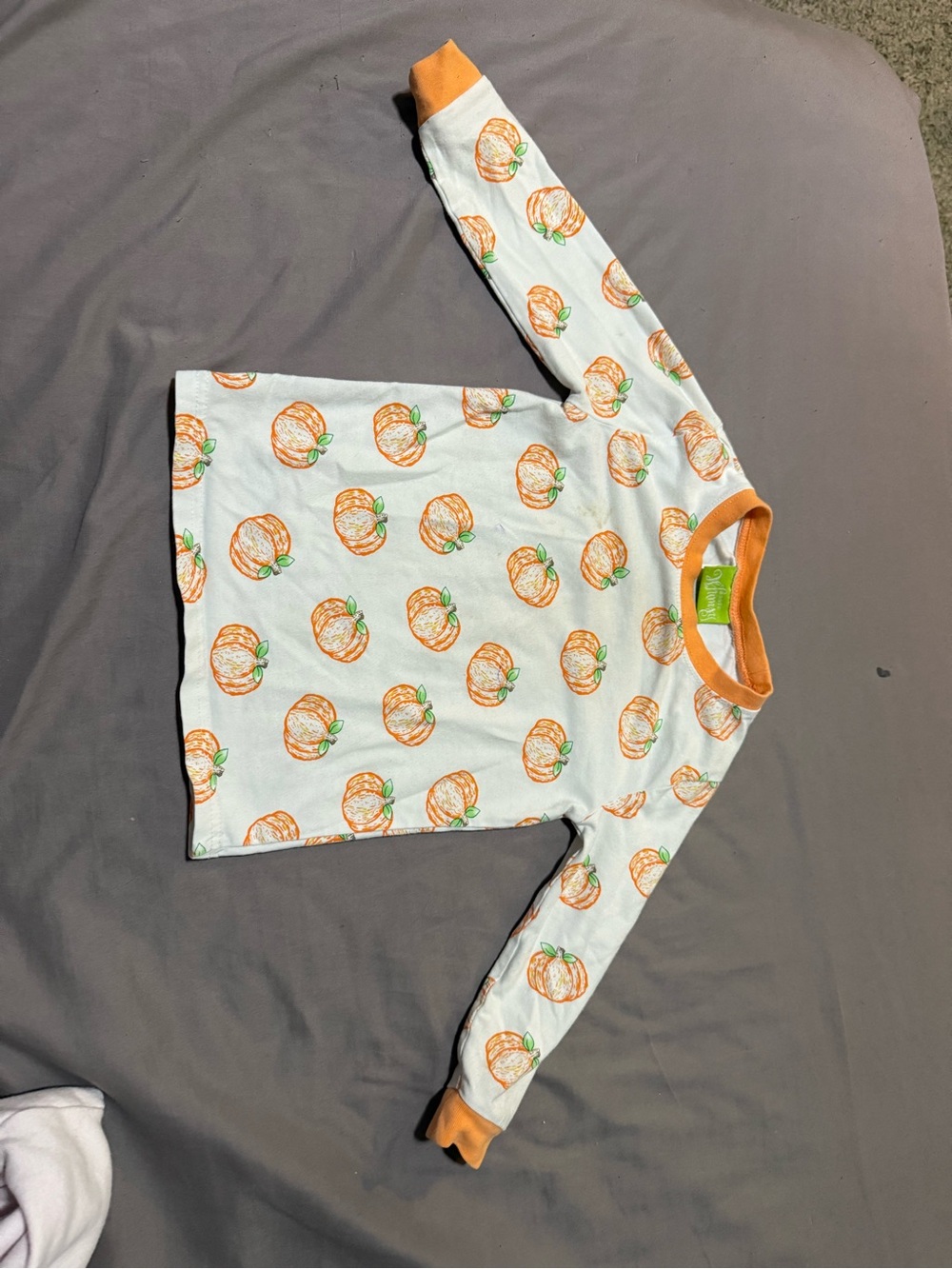 Kids Long-Sleeve Pumpkin Print Tee in White and Orange